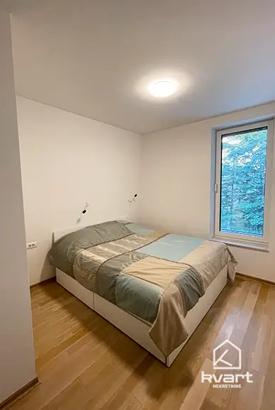 Apartman, Srebrena lisica — slika 11