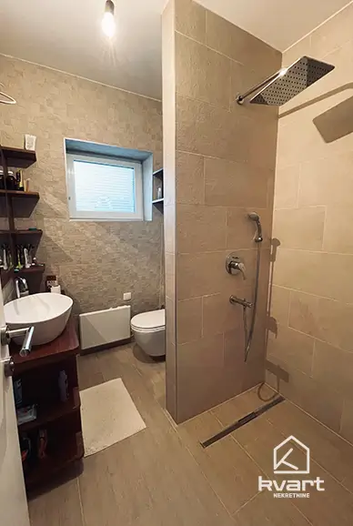 Apartman, Srebrena lisica — slika 22
