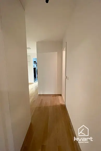 Apartman, Srebrena lisica — slika 5