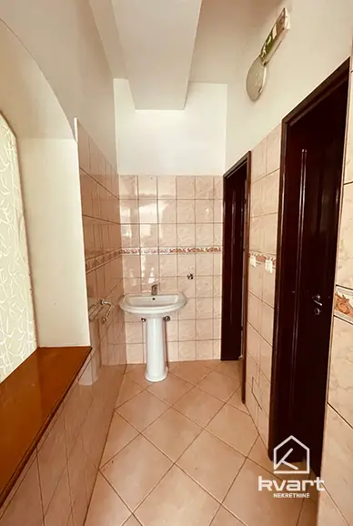 Poslovni prostor, Čobanija — slika 5
