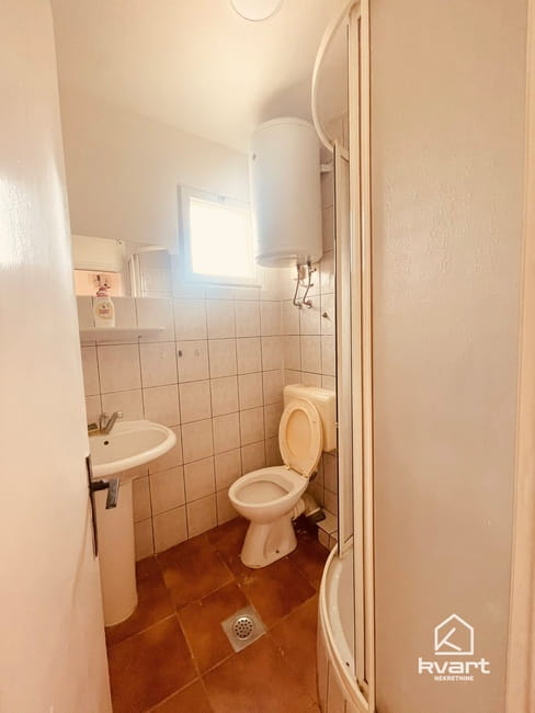 Stan Koševsko brdo, Centar — slika 11
