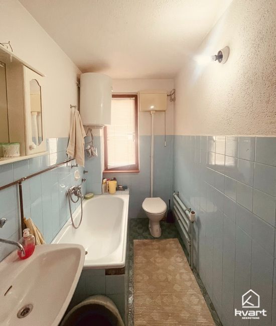 Kuća Čadordžina, Stari Grad — slika 12