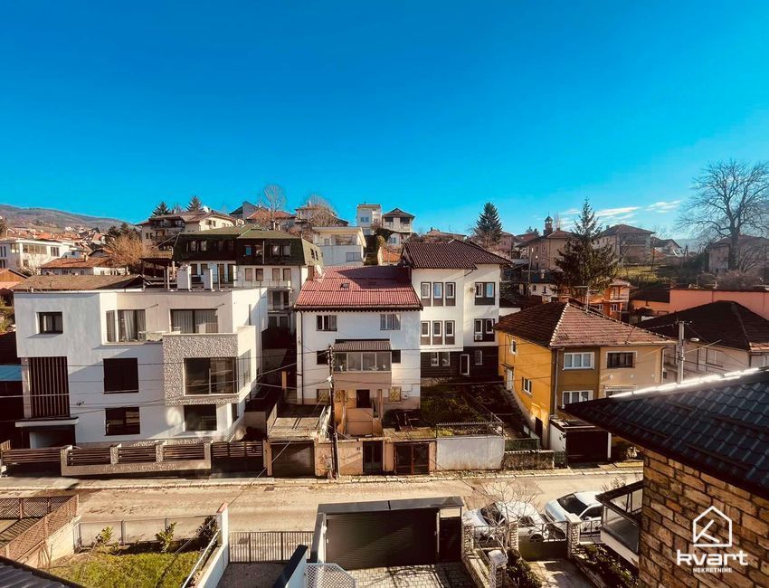 Stan Čadordžina, Stari Grad — slika 27