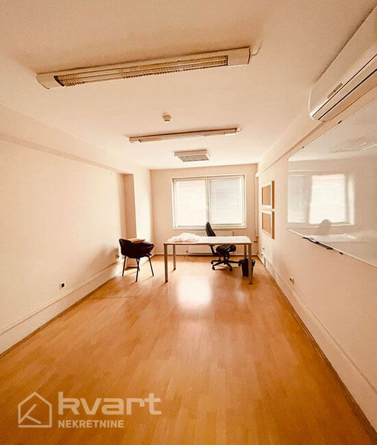 Poslovni objekat, Novo Sarajevo — slika 11