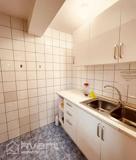 Poslovni objekat, Novo Sarajevo — slika 16