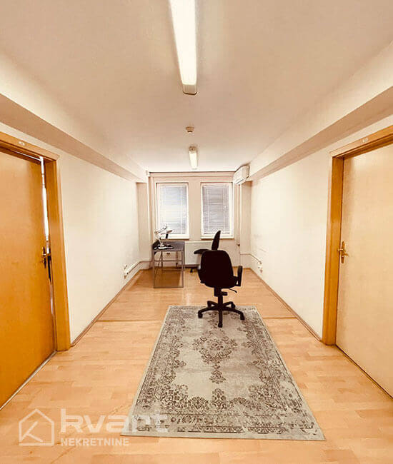 Poslovni objekat, Novo Sarajevo — slika 17