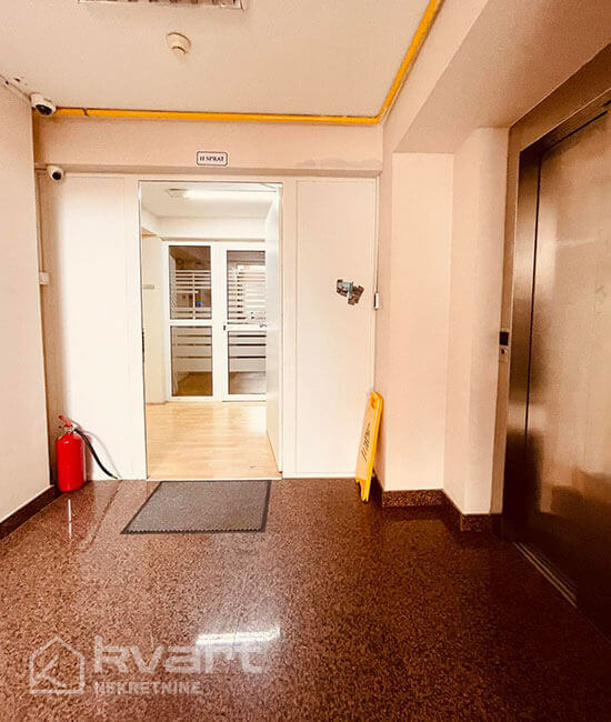 Poslovni objekat, Novo Sarajevo — slika 21