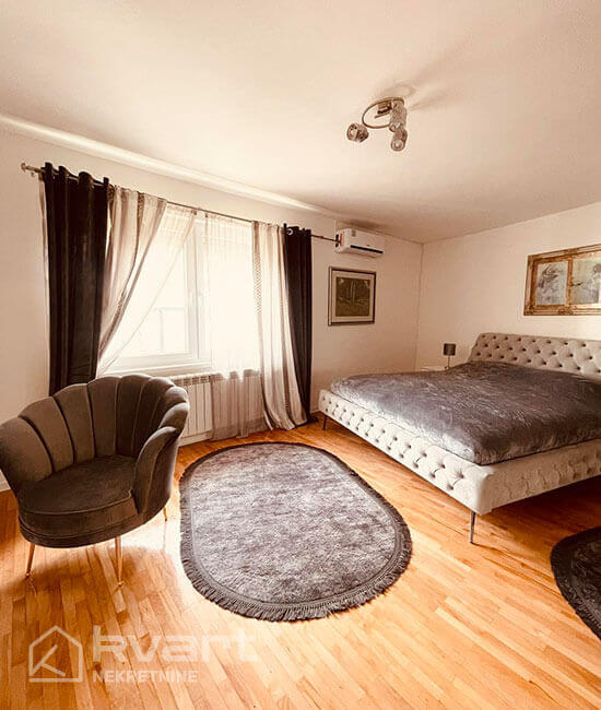 Kuća, Čadordžina — slika 15