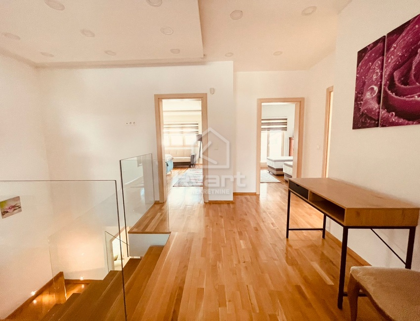 Moderna Vila Hotonj — slika 24