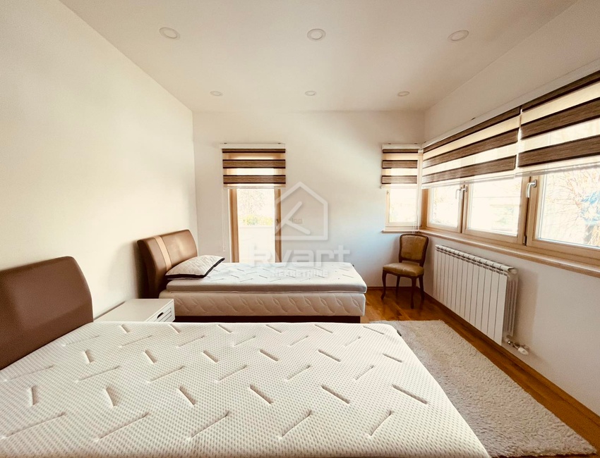 Moderna Vila Hotonj — slika 26