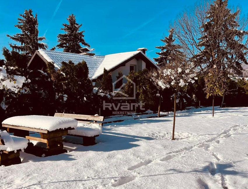 Moderna Vila Hotonj — slika 36