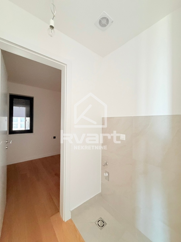 Roof Gardens apartman — slika 8