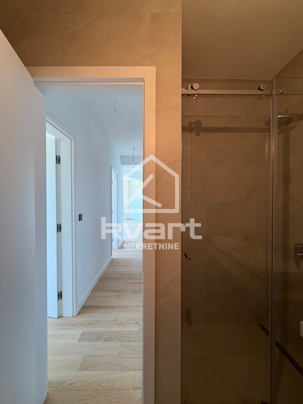 Roof Gardens apartman — slika 16