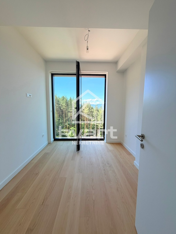 Roof Gardens apartman — slika 6