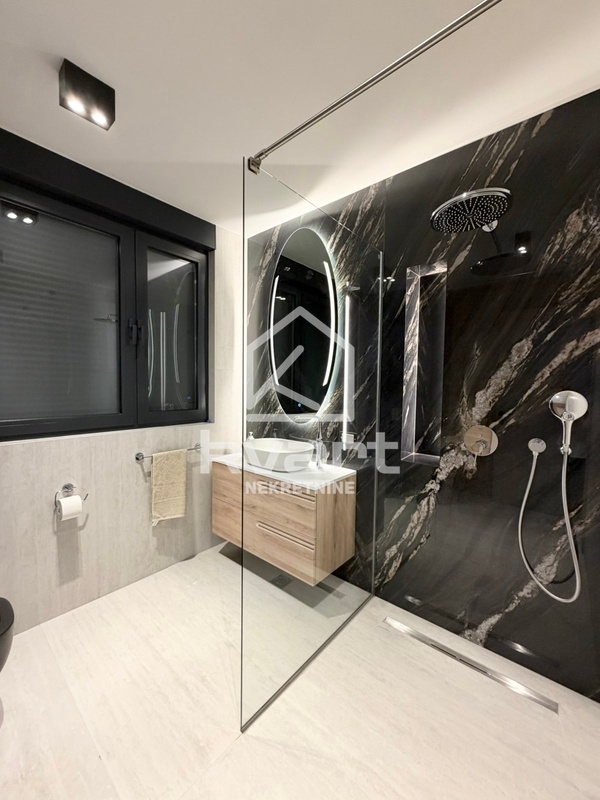 Vila Gabelina, Centar | Savremena rezidencija za dugoročni najam — slika 32